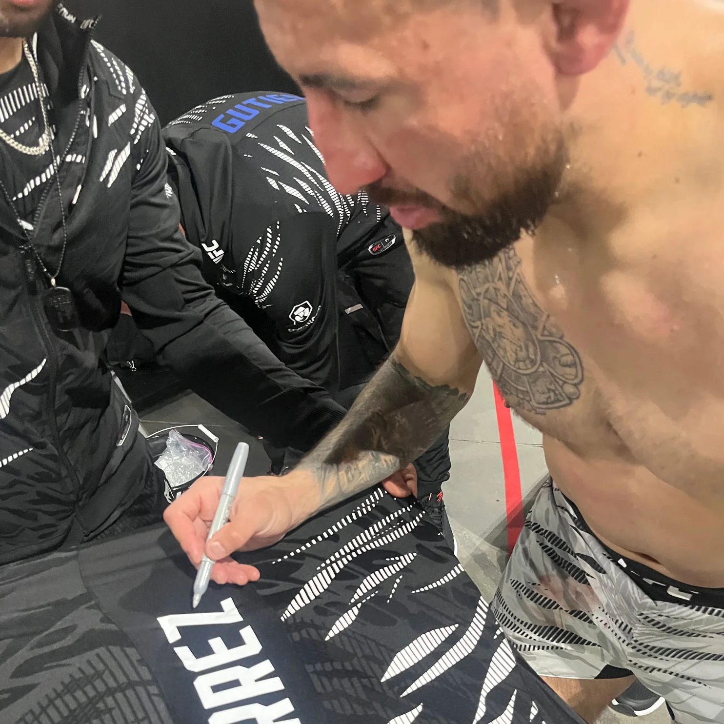 Chris Gutierrez Signed 1-of-1 Fight Issued Jersey UFC Fight Night: Machado Garry vs Prates - Image 2