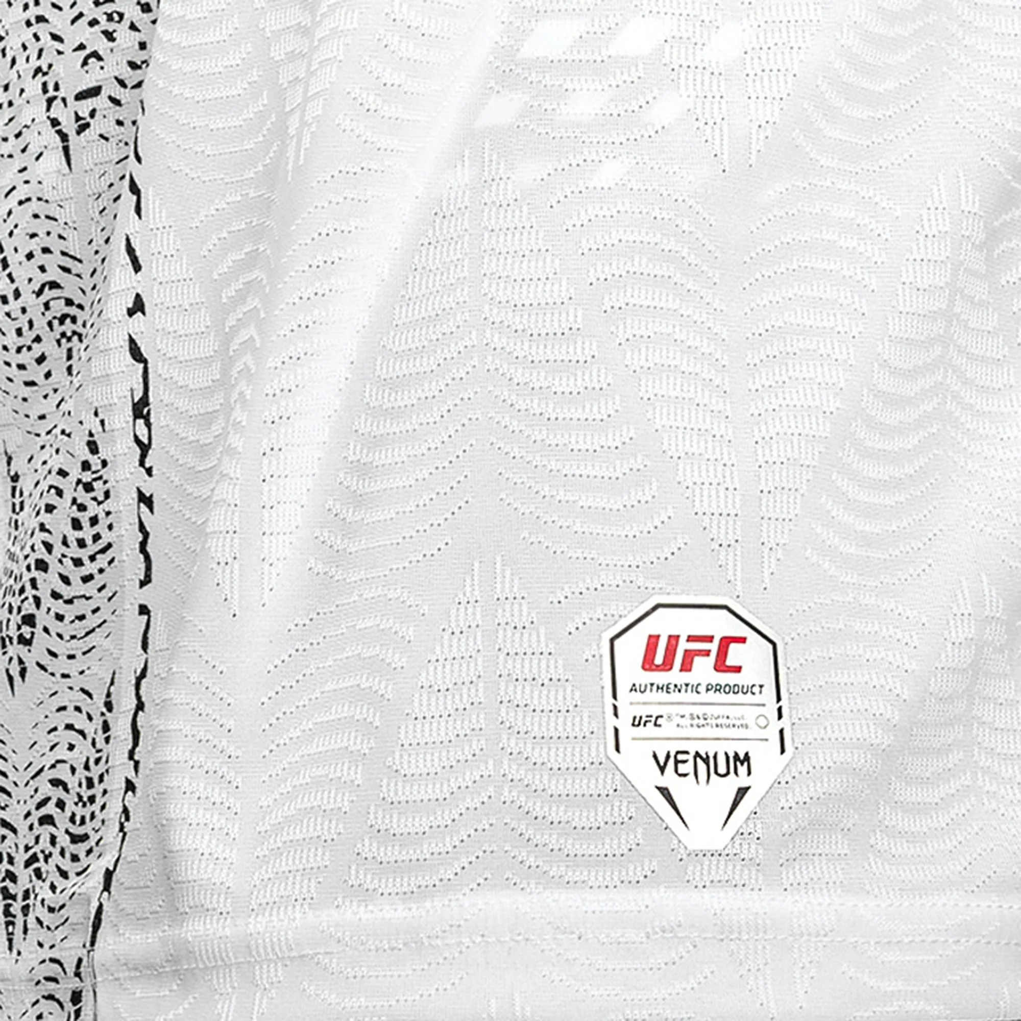 Felipe Bunes Signed 1-of-1 Fight Worn Jersey UFC Fight Night: Moreno vs Kavanagh - Image 3