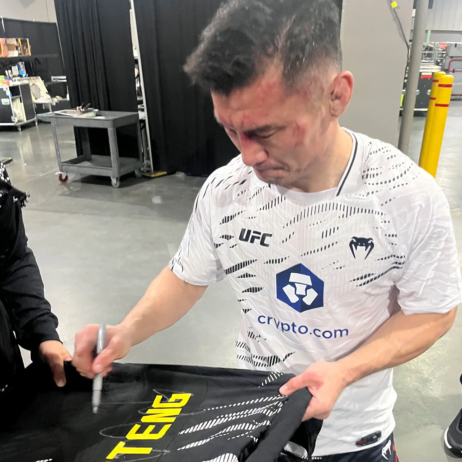 Heili Alateng Signed Fight Issued Hoodie UFC Fight Night: Machado Garry vs Prates - Image 2
